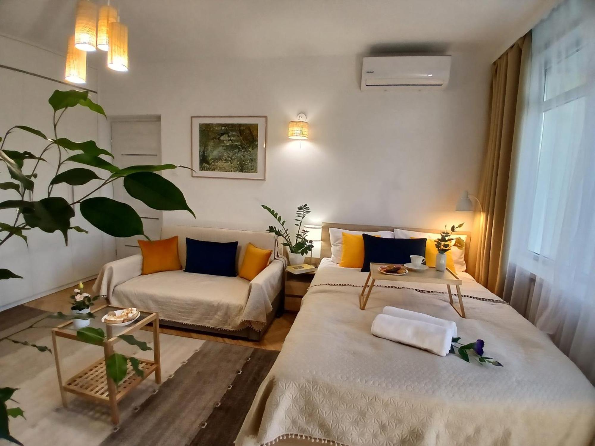 Apartament Downtown Elegant & Sunny Near Metro Station